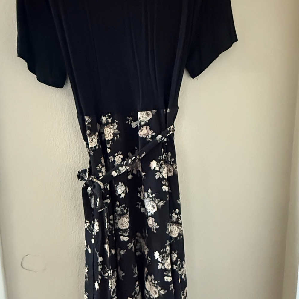 BloomChic Black Midi Dress with White Floral Print